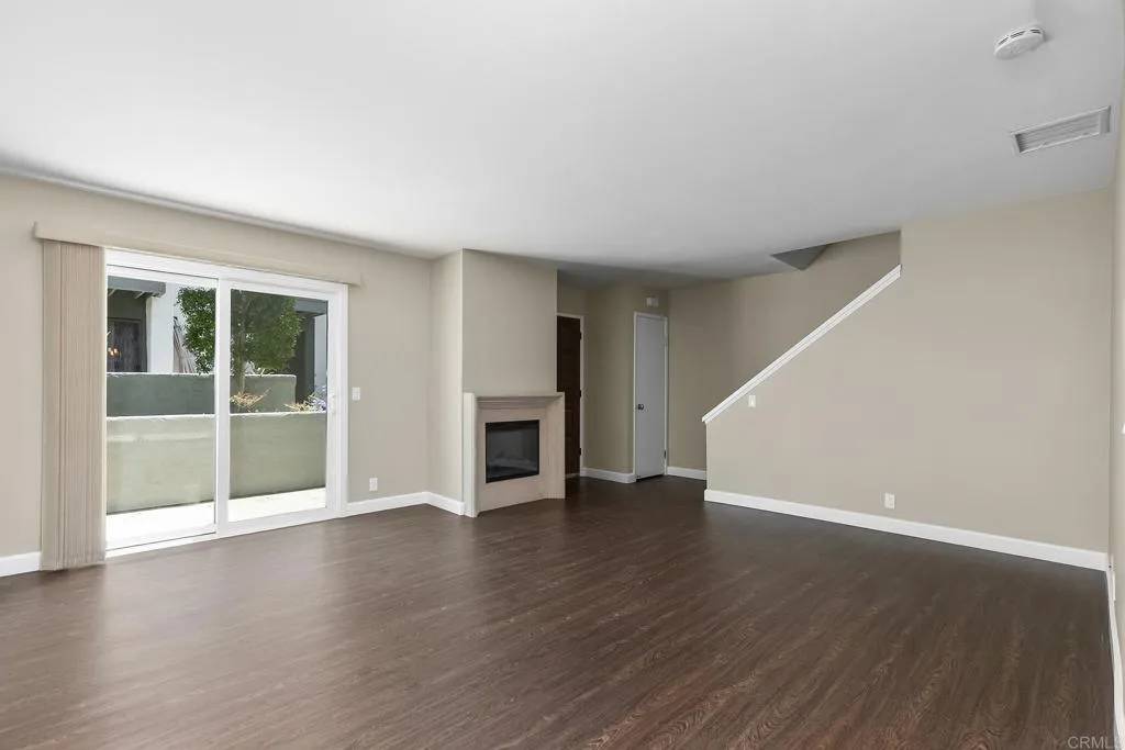 La Jolla, CA 92037,8746 Villa La Jolla Drive #52