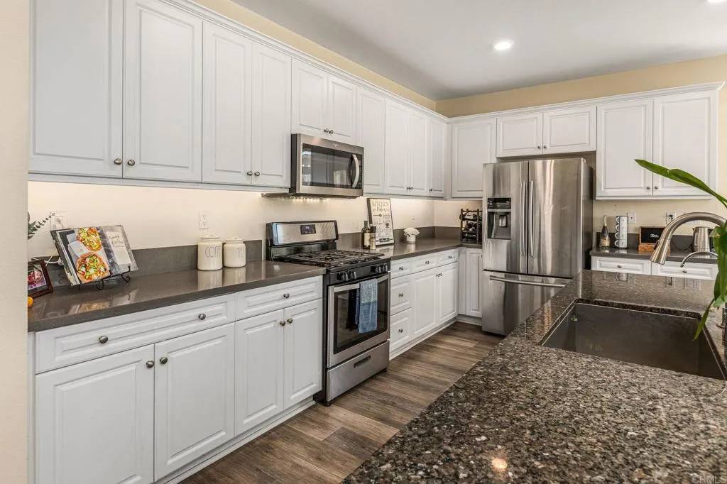 San Diego, CA 92139,2910 Lucia Jade Loop