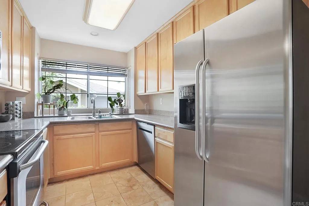 Lemon Grove, CA 91945,3665 Grove Street #271