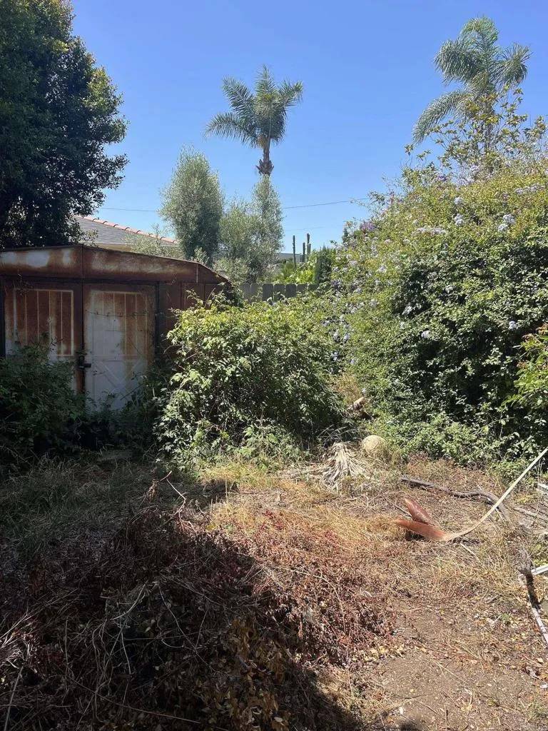 San Diego, CA 92116,3621 Collier Avenue