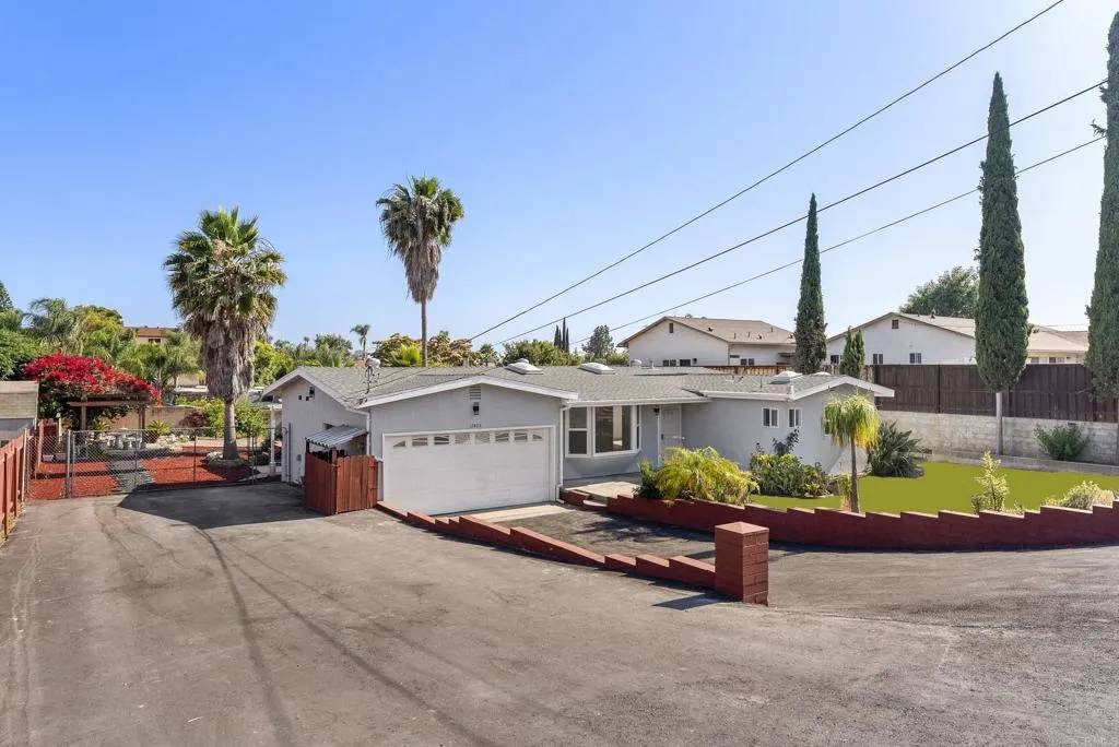 El Cajon, CA 92021,12405 Royal Rd