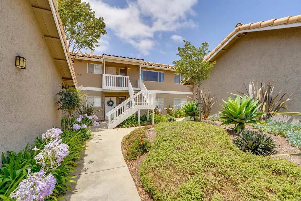 Vista, CA 92084,1354 Palomar Place