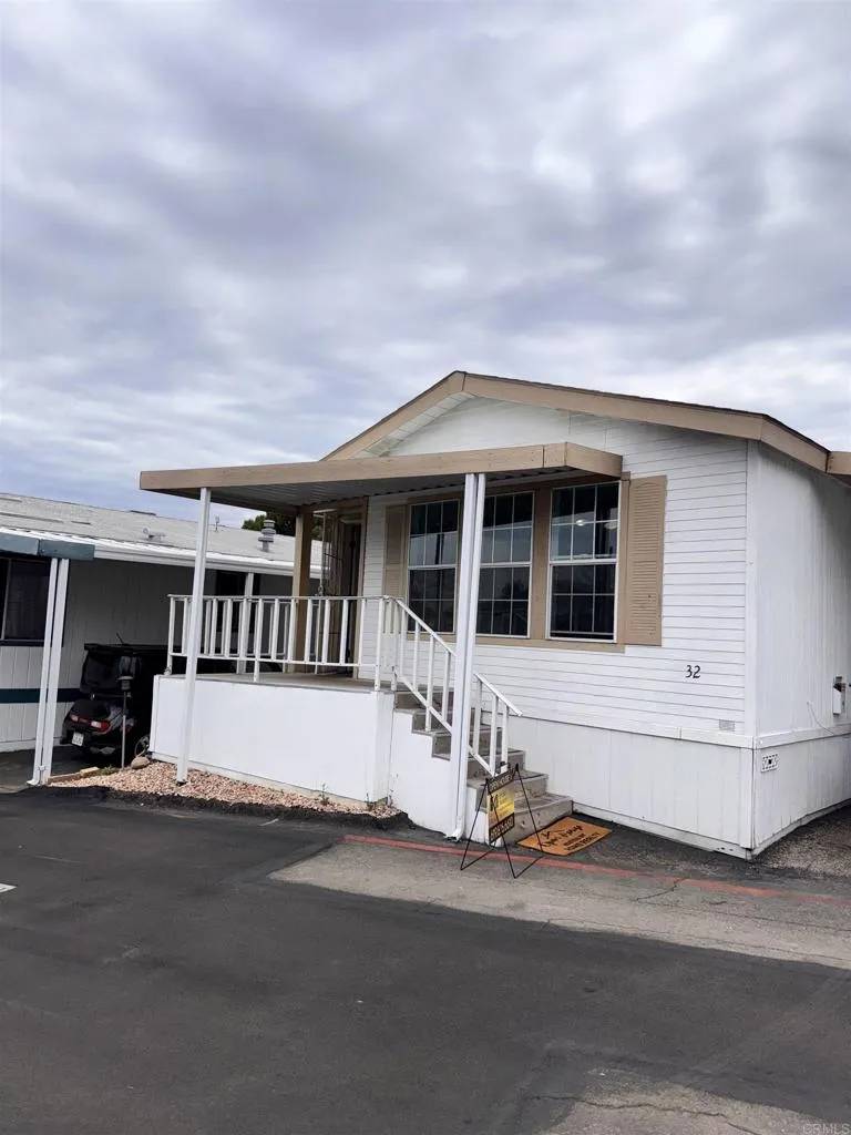 Santee, CA 92071,7908 Rancho Fanita Dr #32