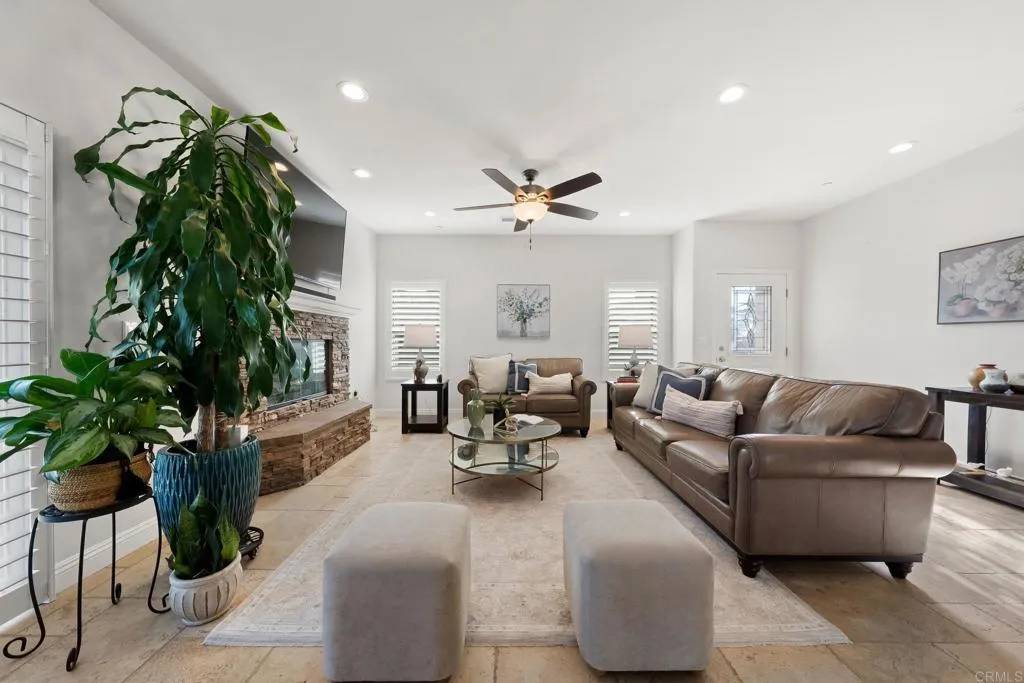 El Cajon, CA 92021,224 Sage Road
