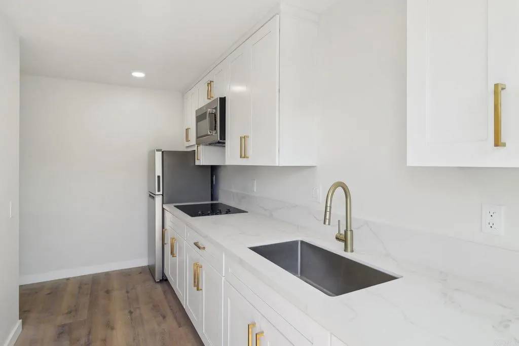 Vista, CA 92084,1917 Friendly Drive
