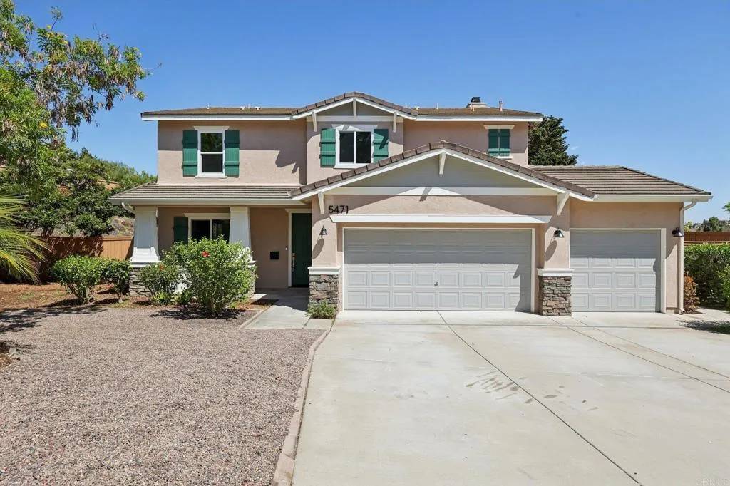 Oceanside, CA 92057,5471 Papagallo Drive
