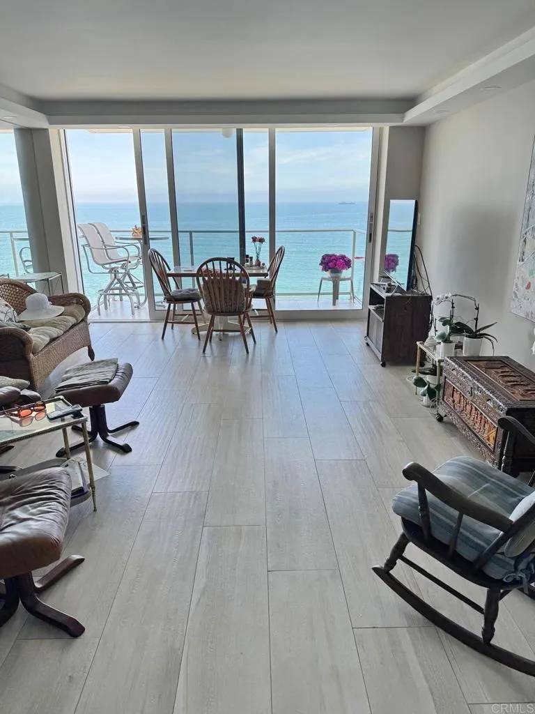 Coronado, CA 92118,1830 Avenida Del Mundo #1406