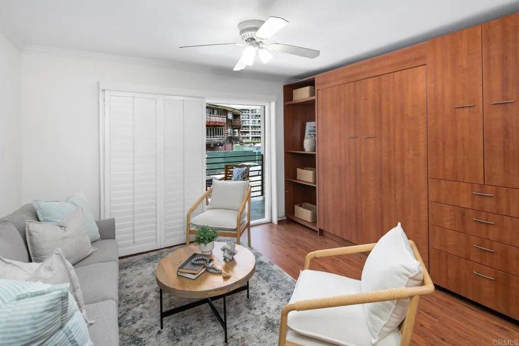 Point Loma, CA 92106,1021 Scott Street #130