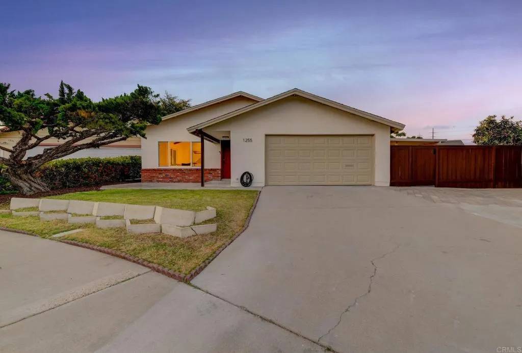 Chula Vista, CA 91911,1255 Pecan Place