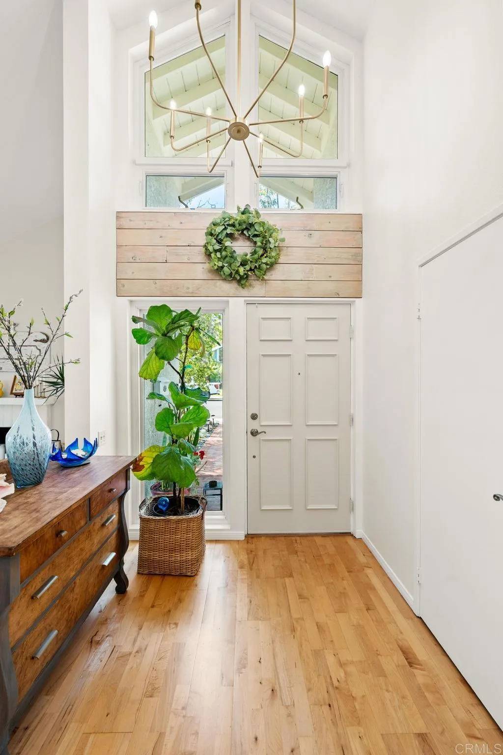 San Diego, CA 92111,3432 Mount Ariane Drive