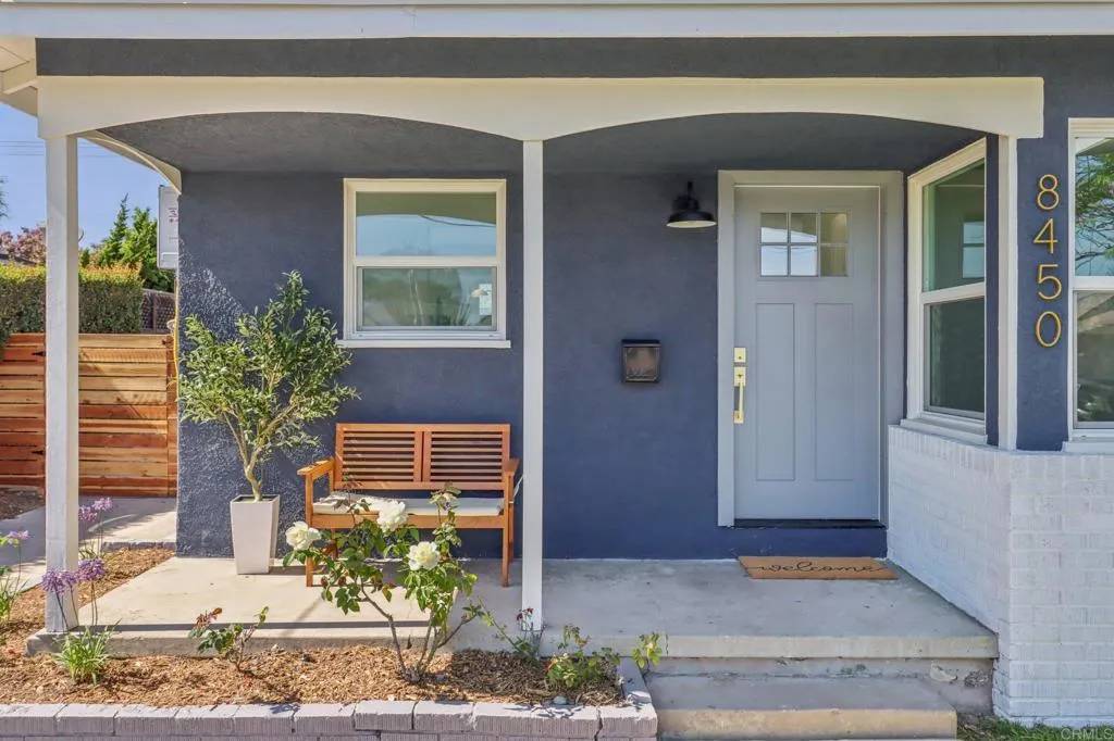 La Mesa, CA 91942,8450 Dallas Street