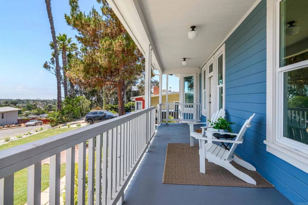 La Mesa, CA 91942,7284 W Point Ave