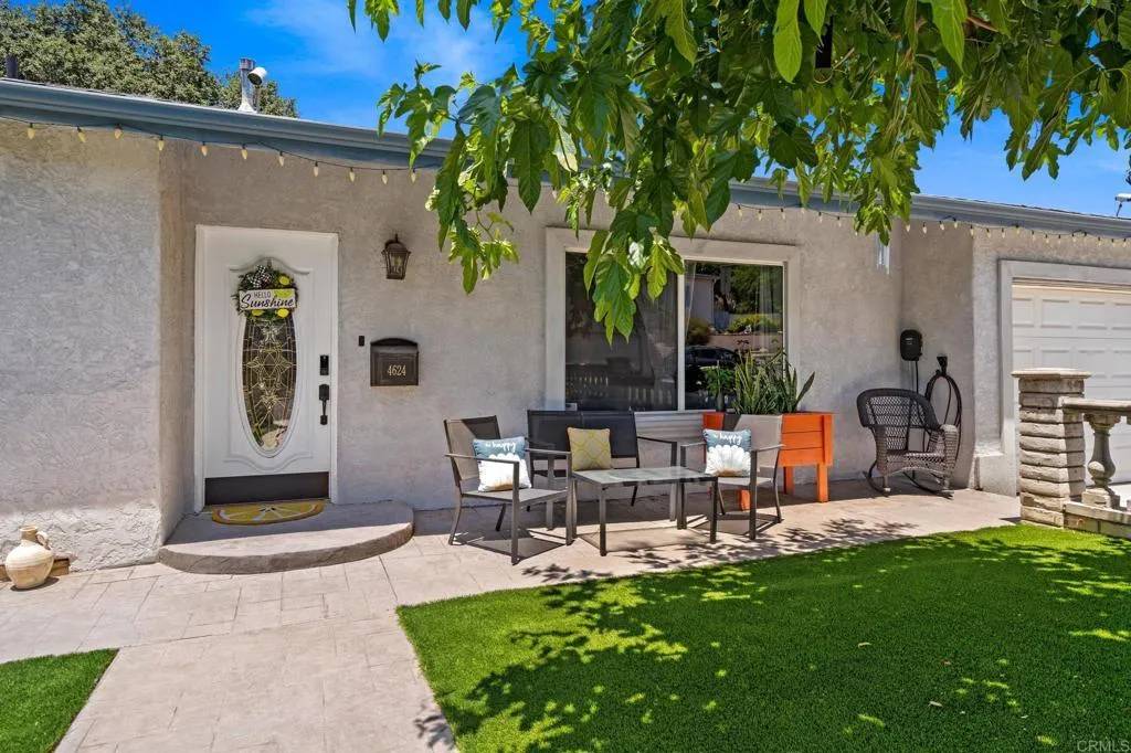 La Mesa, CA 91942,4624 Katherine Place