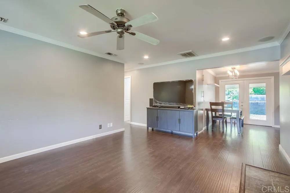 Poway, CA 92064,13522 Utopia Road