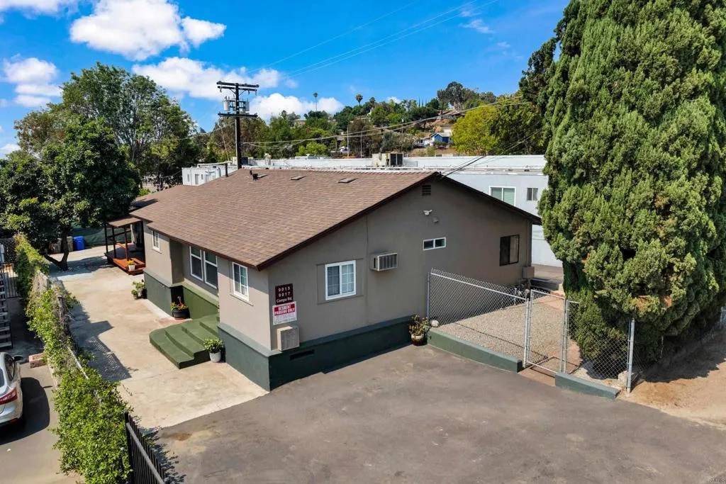 Spring Valley, CA 91977,9015 Campo Drive