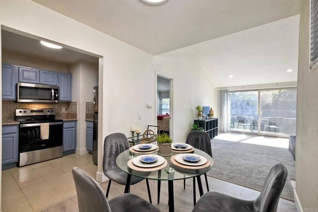 Escondido, CA 92026,1350 N Escondido Boulevard #12