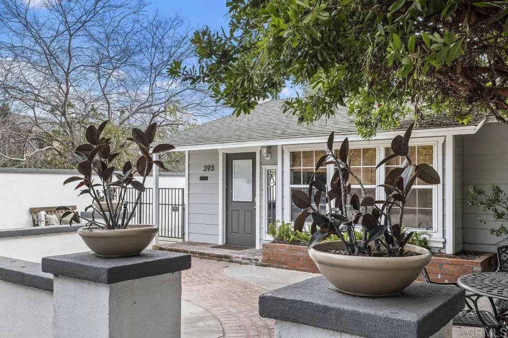 Carlsbad, CA 92008,393 Date Avenue