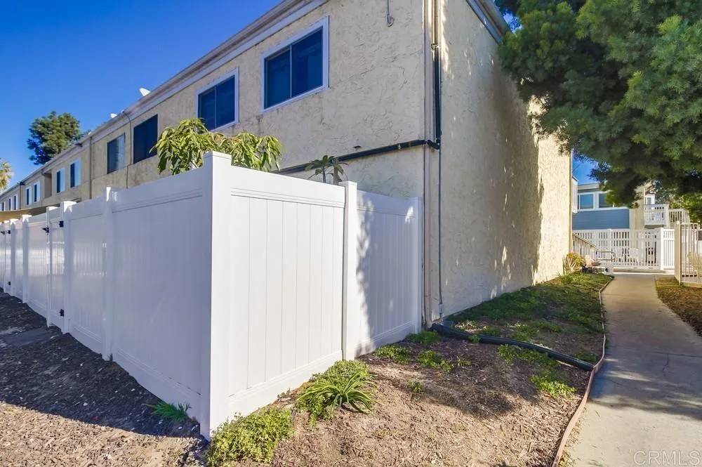 Lakeside, CA 92040,12616 Lakeshore Drive