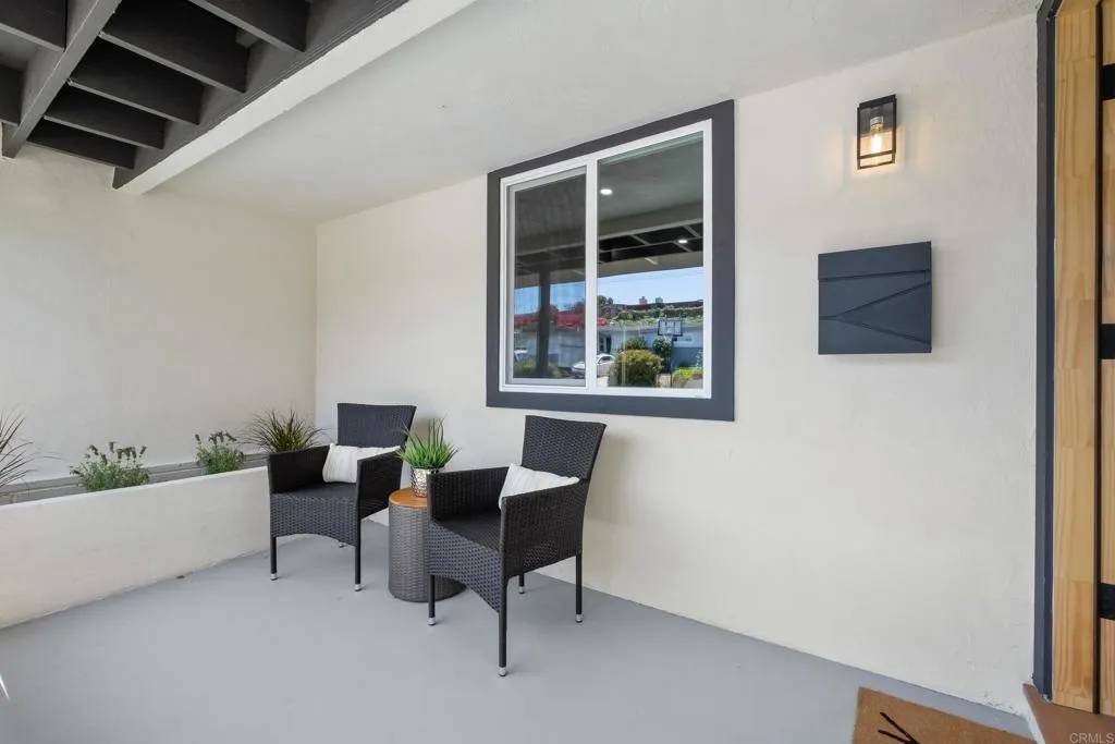 San Diego, CA 92120,6086 Crawford Street
