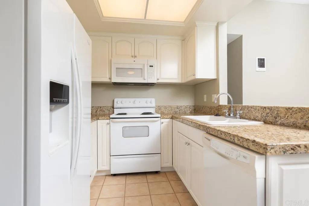 San Diego, CA 92102,2911 C Street #95