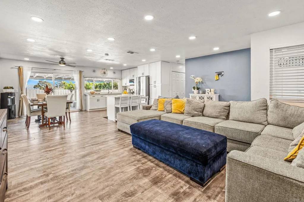 San Ysidro, CA 92173,203 Avenida De La Madrid