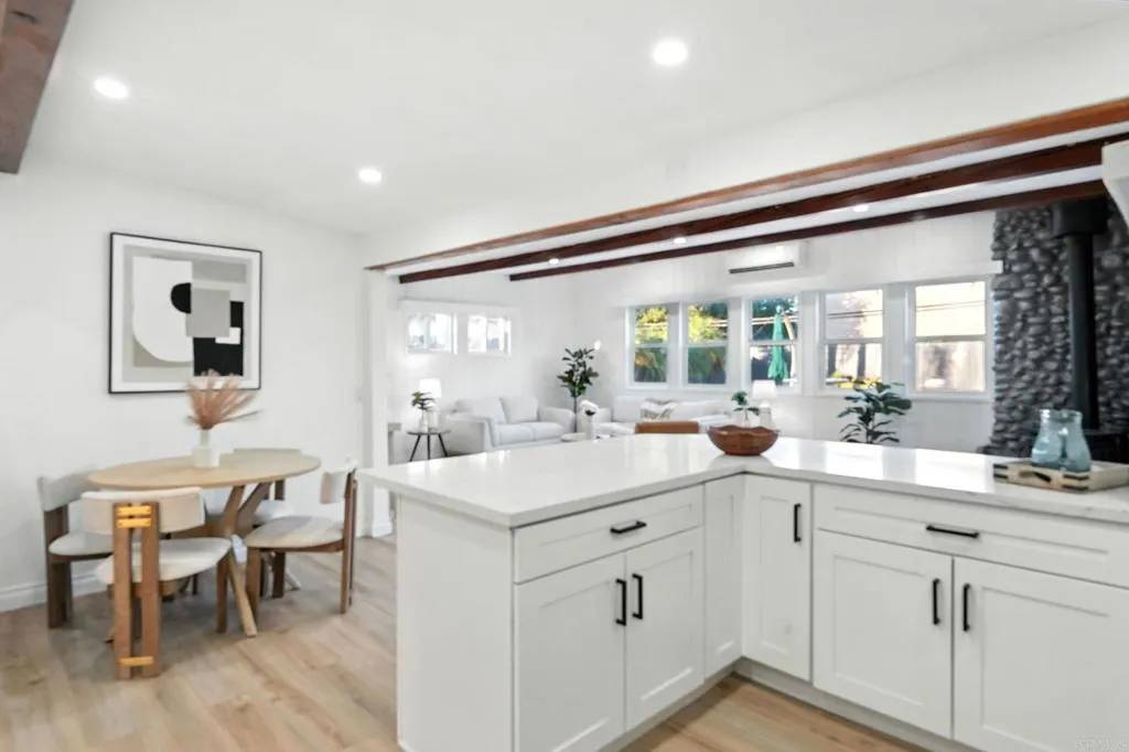 Lakeside, CA 92040,9927 Lindo Lake Place