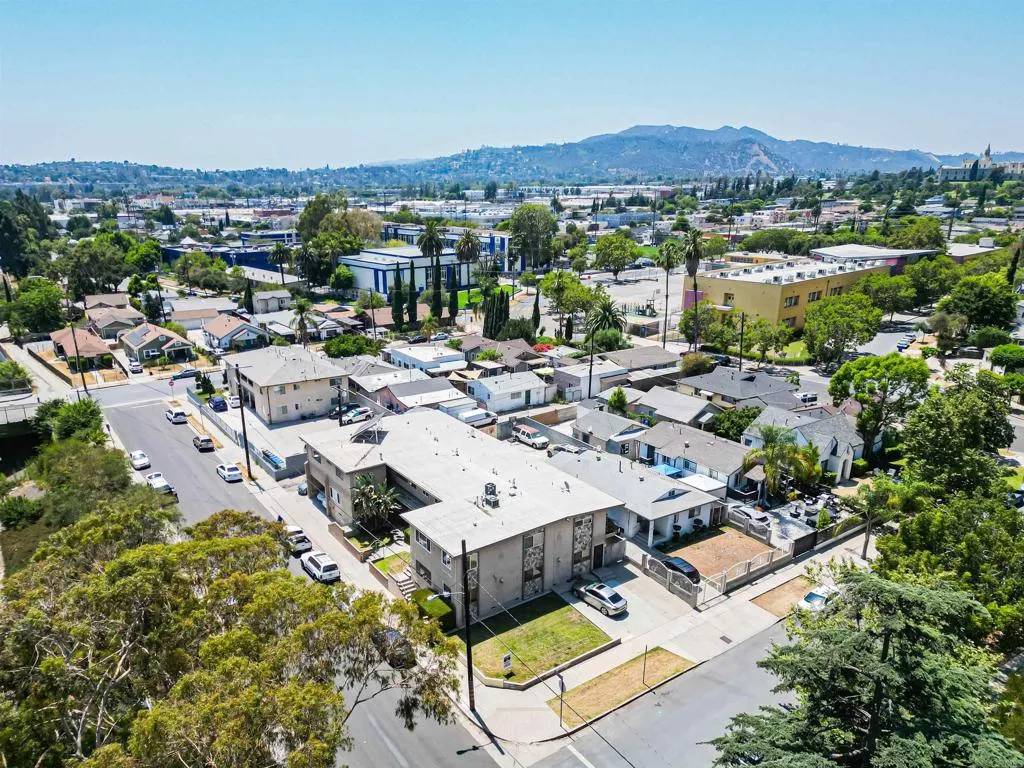 Los Angeles, CA 90065,3365 Portner Street