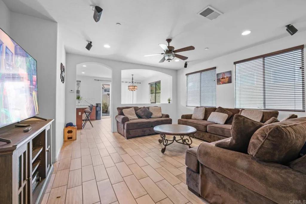 Ramona, CA 92065,1334 Shoshone Falls Drive