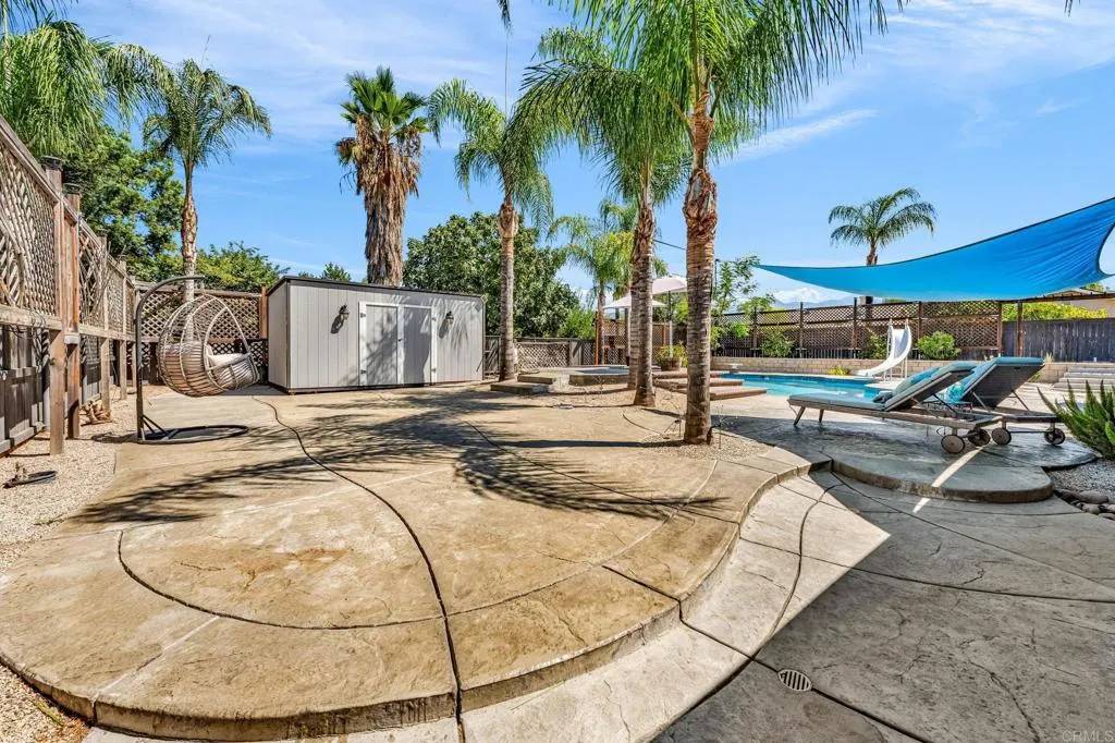 Hemet, CA 92544,25186 Lake