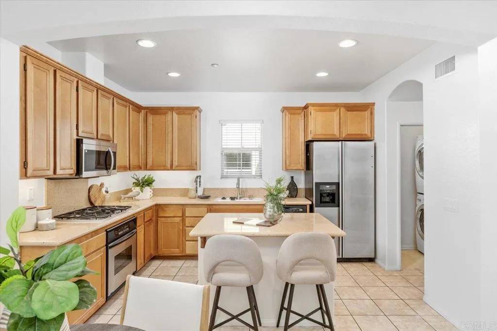 San Diego, CA 92108,2507 Escala Cir