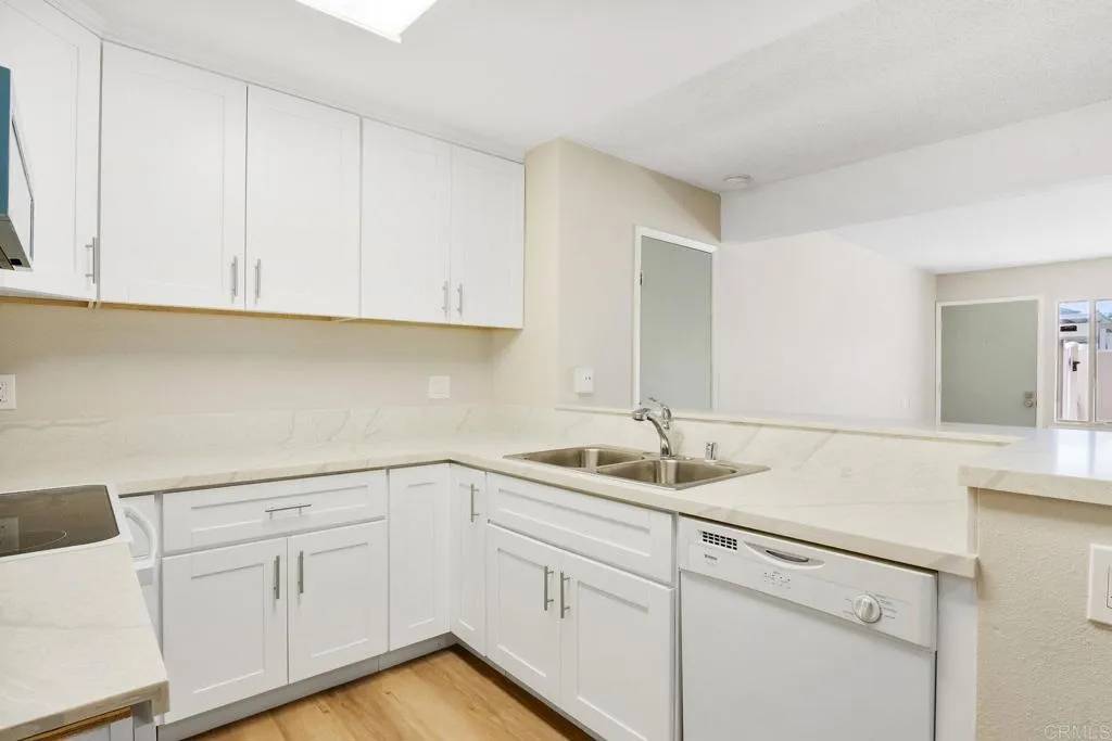 San Diego, CA 92120,7760 Margerum Avenue #126