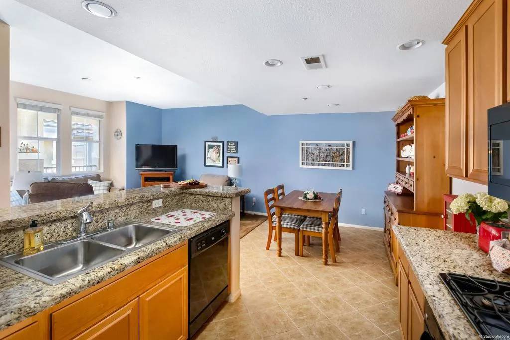 Santee, CA 92071,36 Via Sovana