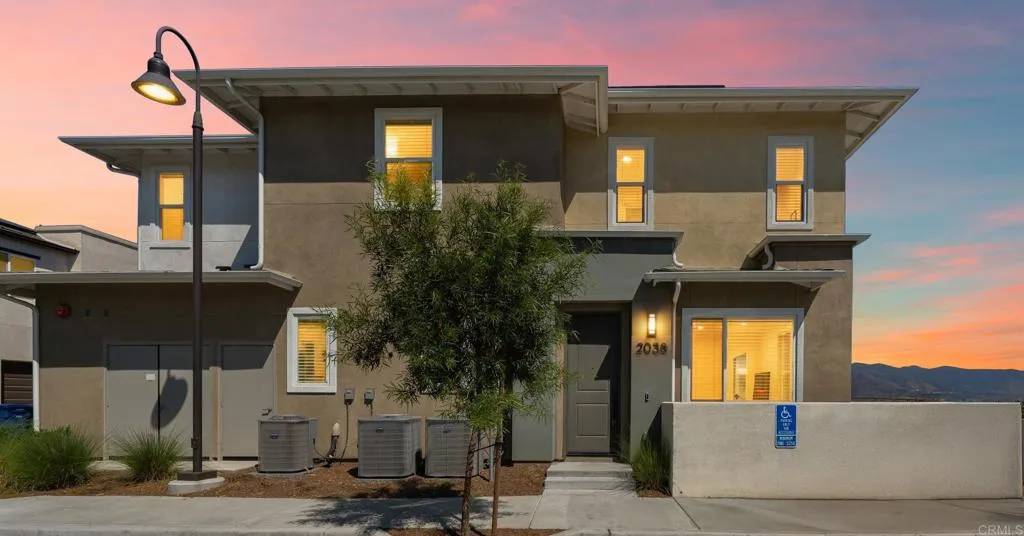 Chula Vista, CA 91913,2038 Bluestone Circle