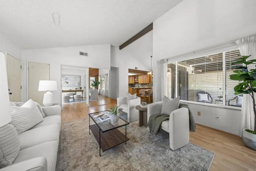 Spring Valley, CA 91977,10008 Nuerto Lane