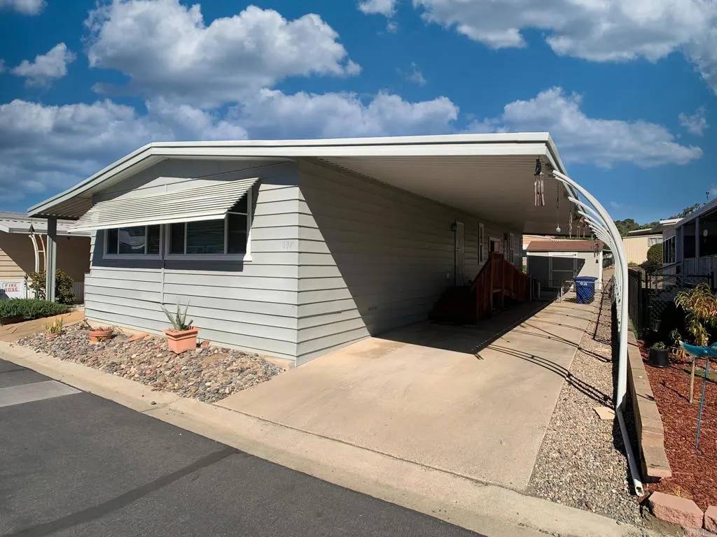 El Cajon, CA 92021,15420 Olde Highway 80 #137