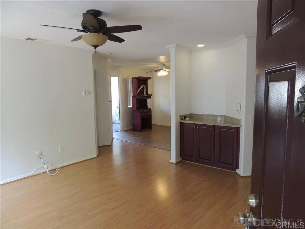 Oceanside, CA 92056,3541 Paseo De Francisco #243