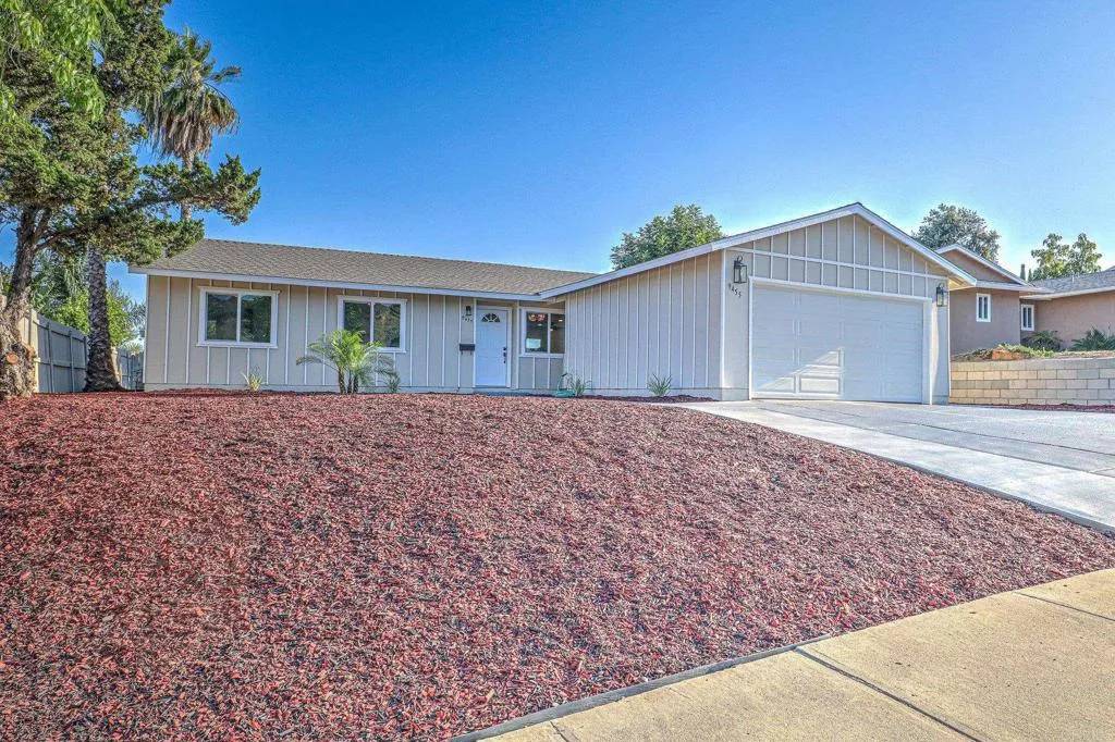 Santee, CA 92071,9455 Hornbuckle