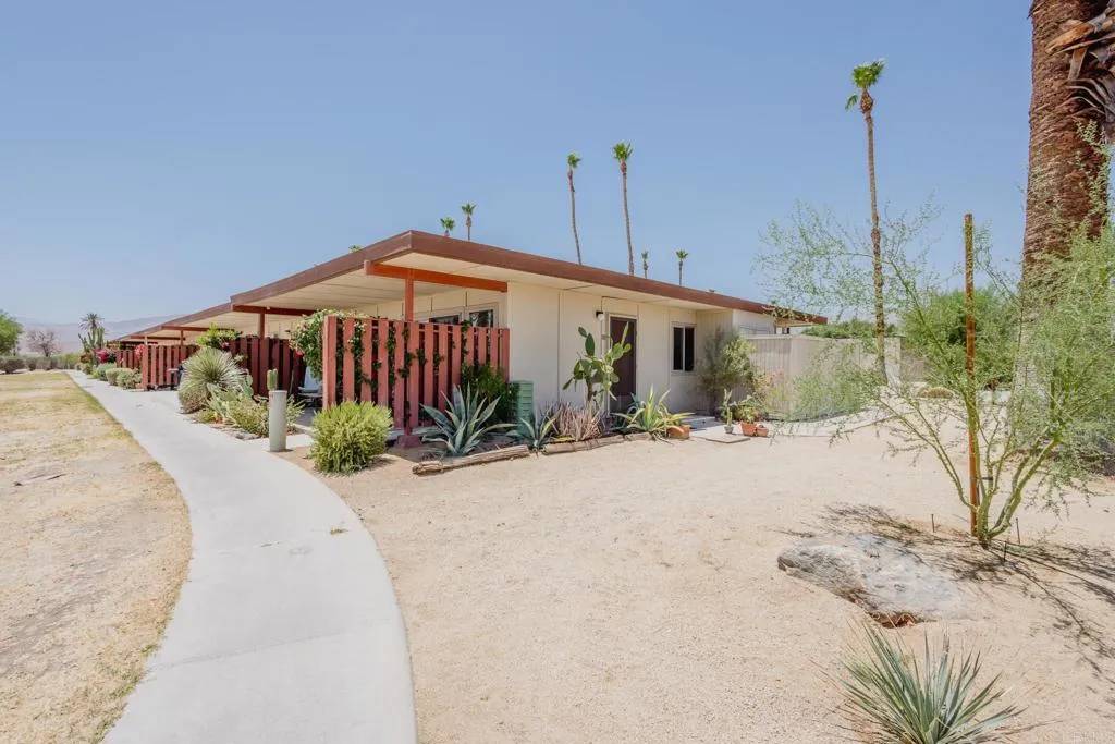 Borrego Springs, CA 92004,3196 Club Circle E East ##8