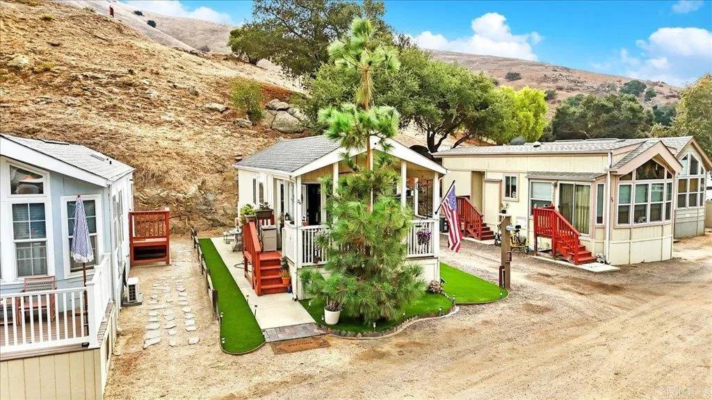 El Cajon, CA 92019,1631 Harbison Canyon Rd #24