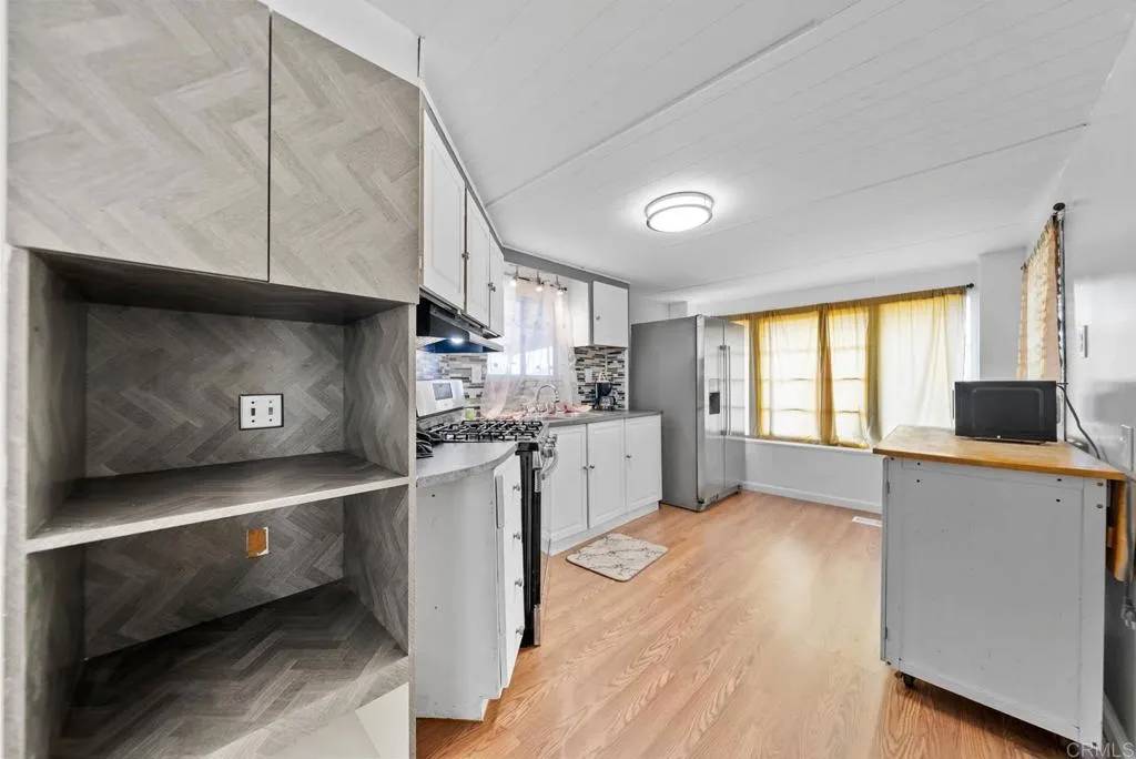 El Cajon, CA 92021,351 E Bradley #19