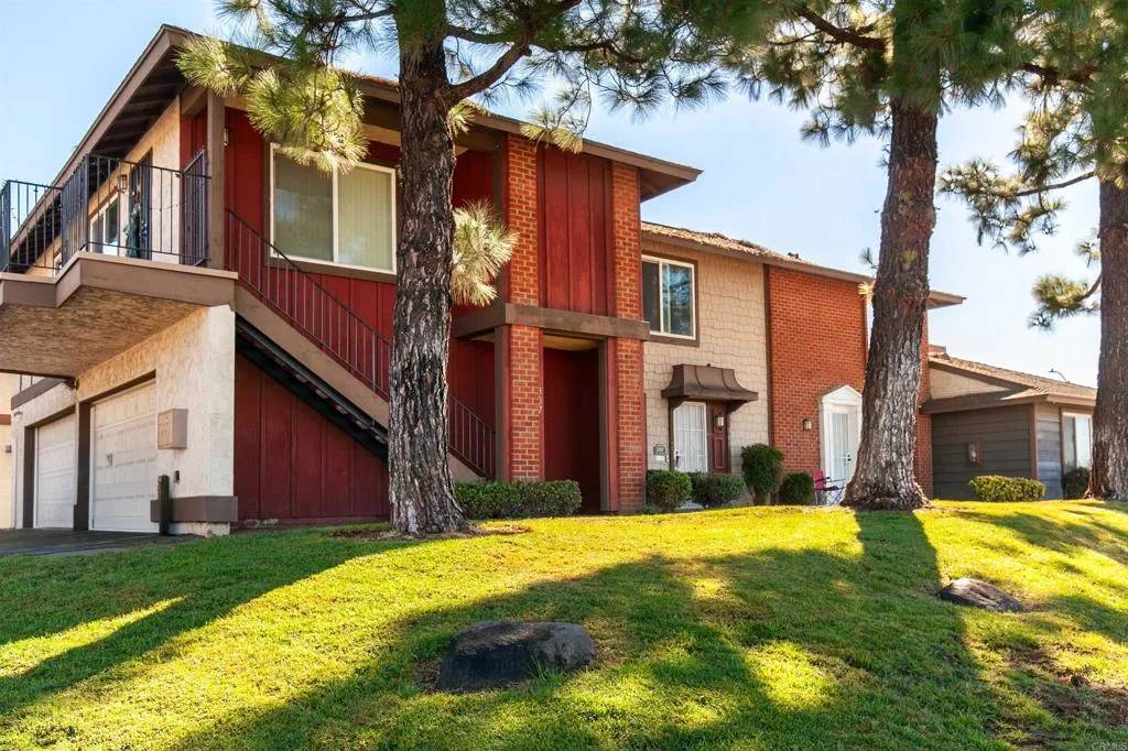 El Cajon, CA 92021,309 Sun Court