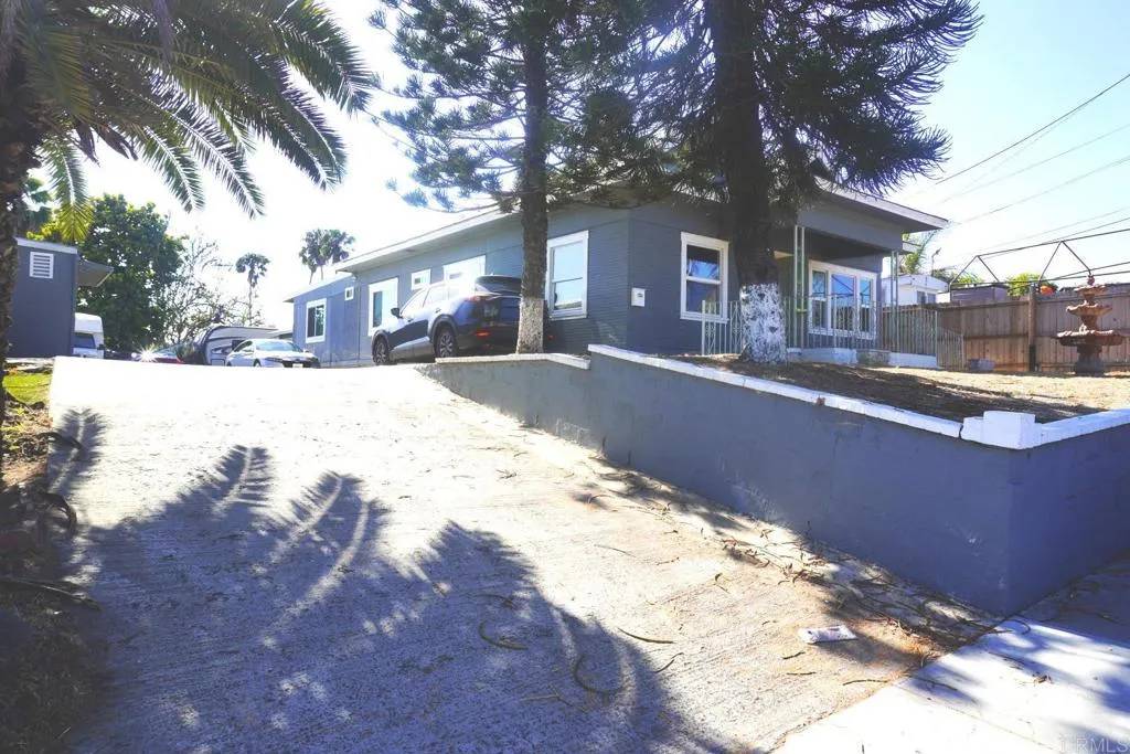 San Ysidro, CA 92173,2378 Smythe Avenue