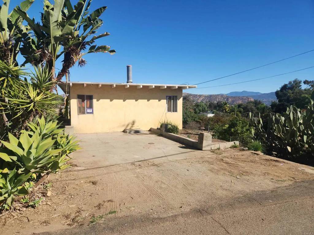 El Cajon, CA 92021,148 Sierra Vista Drive