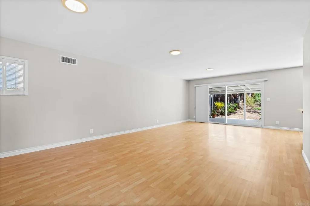 Chula Vista, CA 91911,1665 Melrose Avenue