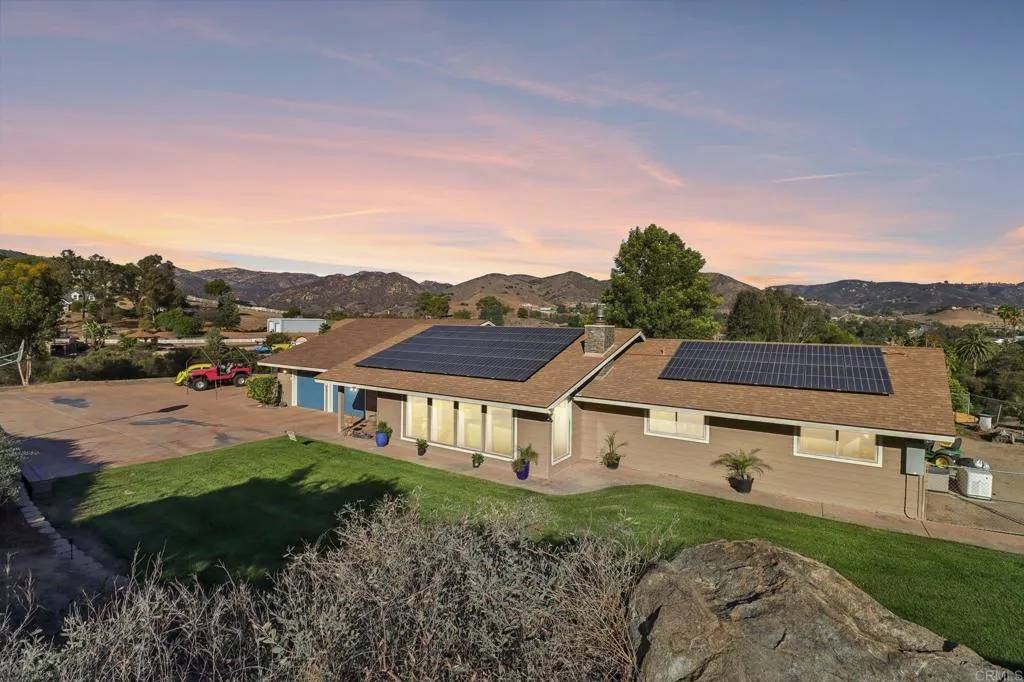 El Cajon, CA 92019,14748 Quail Haven Lane