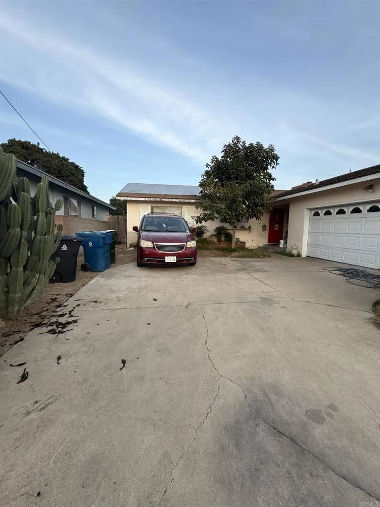 Chula Vista, CA 91910,689 Garrett Avenue
