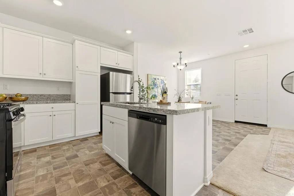 Winchester, CA 92596,34495 Agave Drive #20106