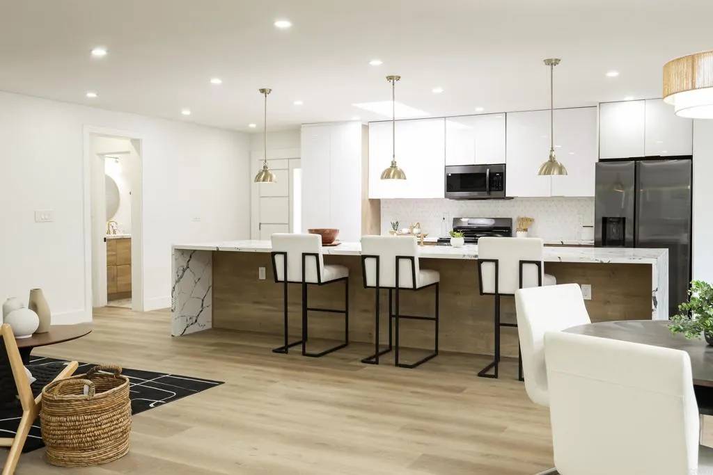 San Diego, CA 92117,4380 Rolfe Road