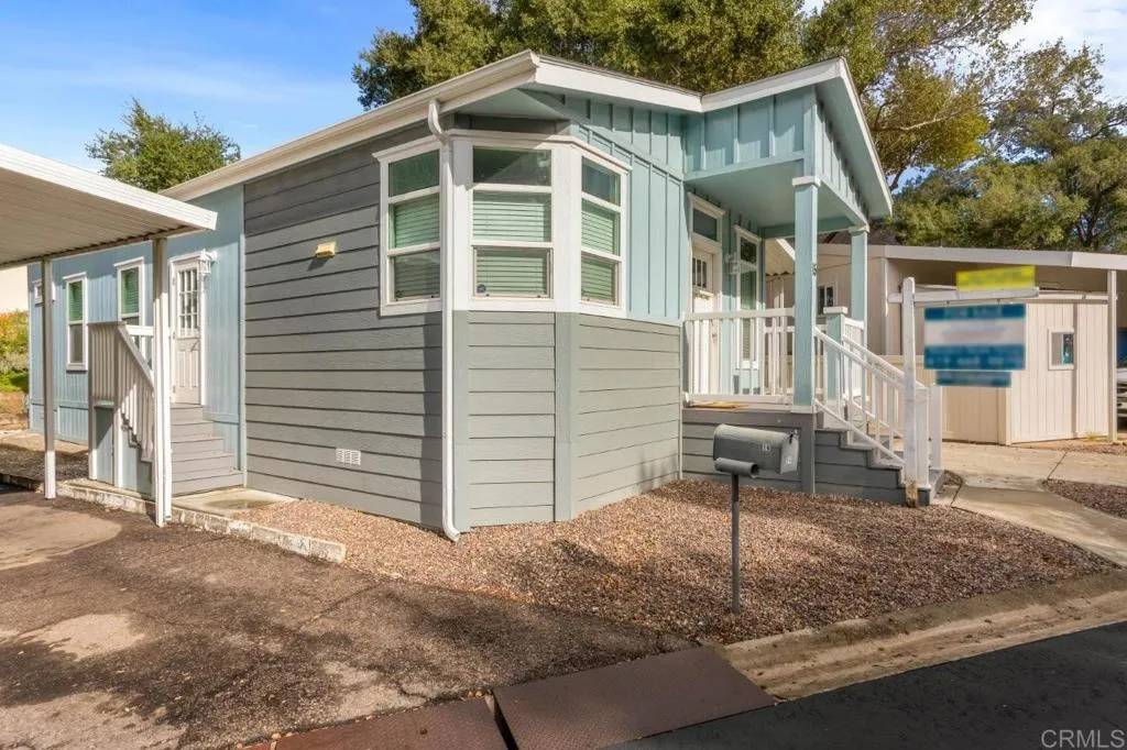 Alpine, CA 91901,3505 Alpine Blvd #15