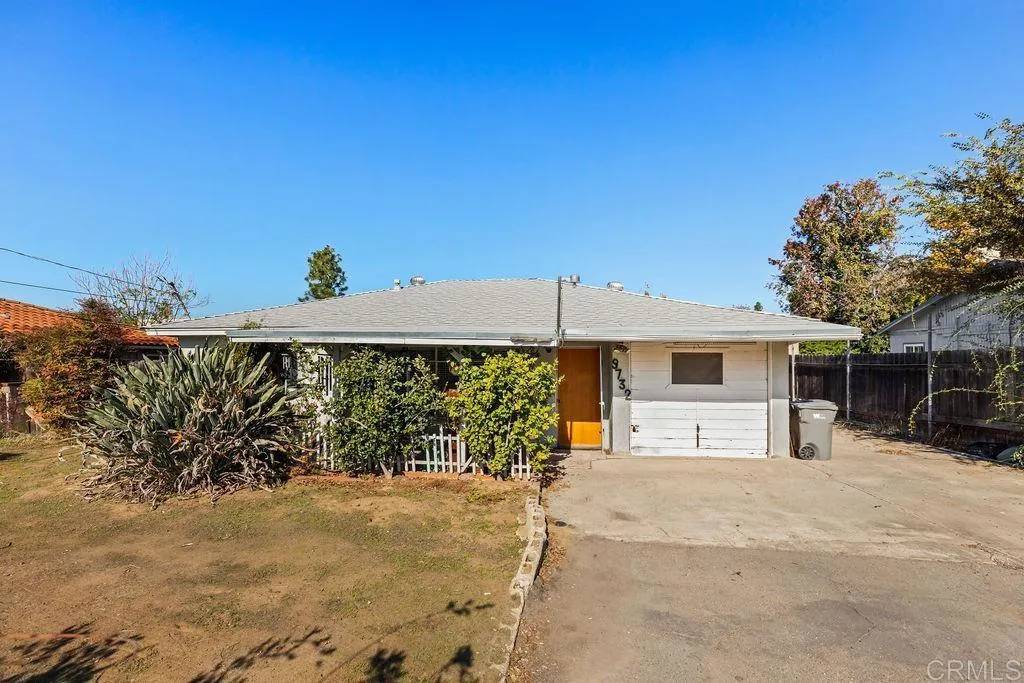 Santee, CA 92071,9732 Airport Vista